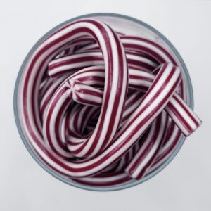 Strawberry & Cream Giant Cable (Approx 75Gram portion)