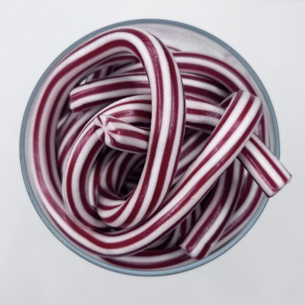 Strawberry & Cream Giant Cable (Approx 75Gram portion)